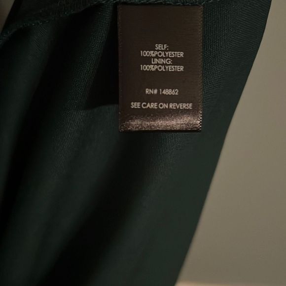 Torrid 2X Hunter green floral New faux wrap dress midi length - Picture 14 of 16